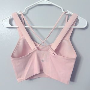 Lululemon like a cloud bra. Size 6.